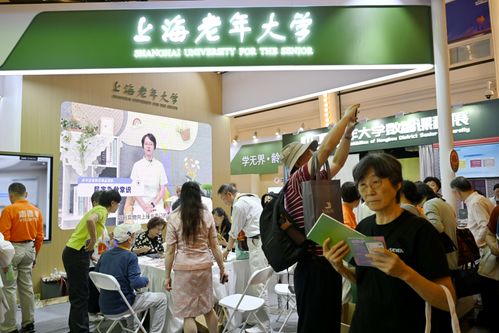 打通“最后一公里”，上海老年大學以提質擴容點亮銀發教育新篇章